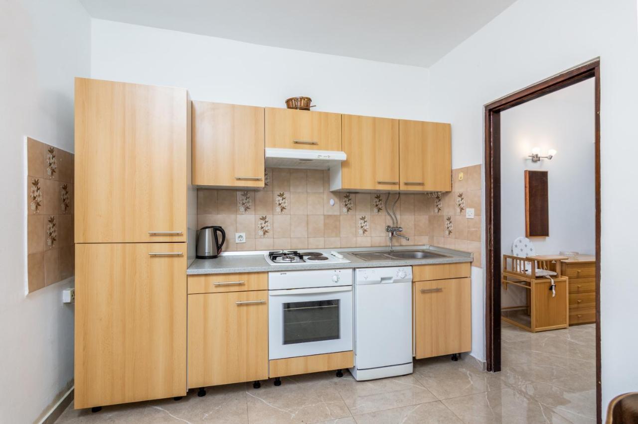 Apartments With A Parking Space Medulin - 7494 Экстерьер фото